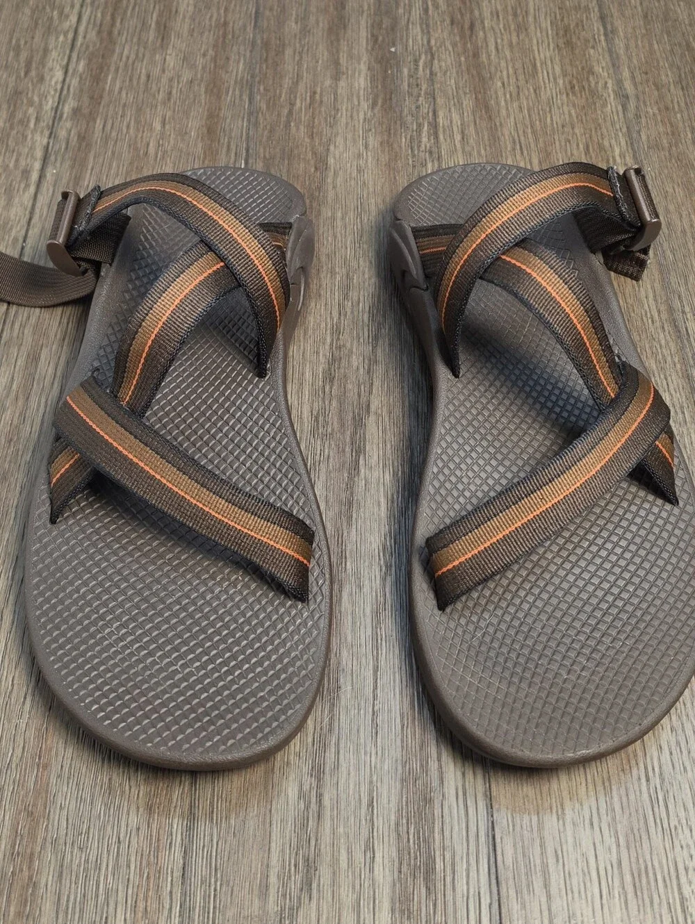 Men's Size 12 Chaco Z1 Classic Striped Sport Sandals Hiking Watee